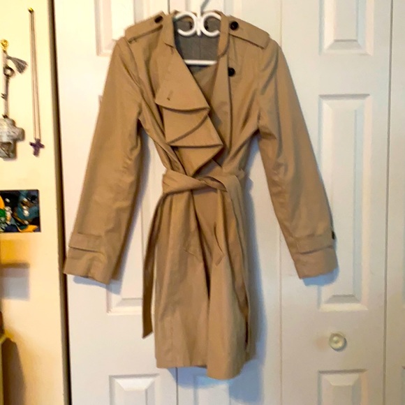 dvf trench coat